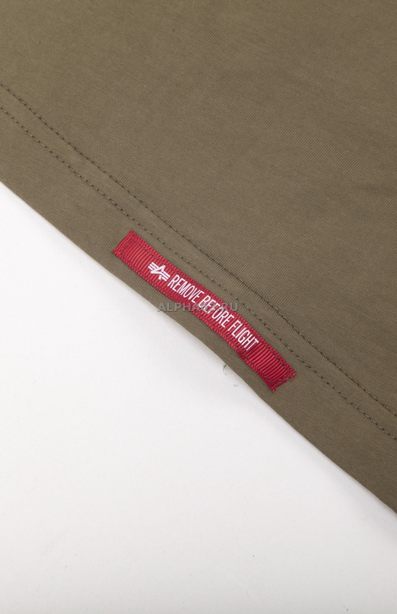  "Small Logo Pocket Tee" olive